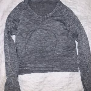 Lululemon Grey Long sleeve